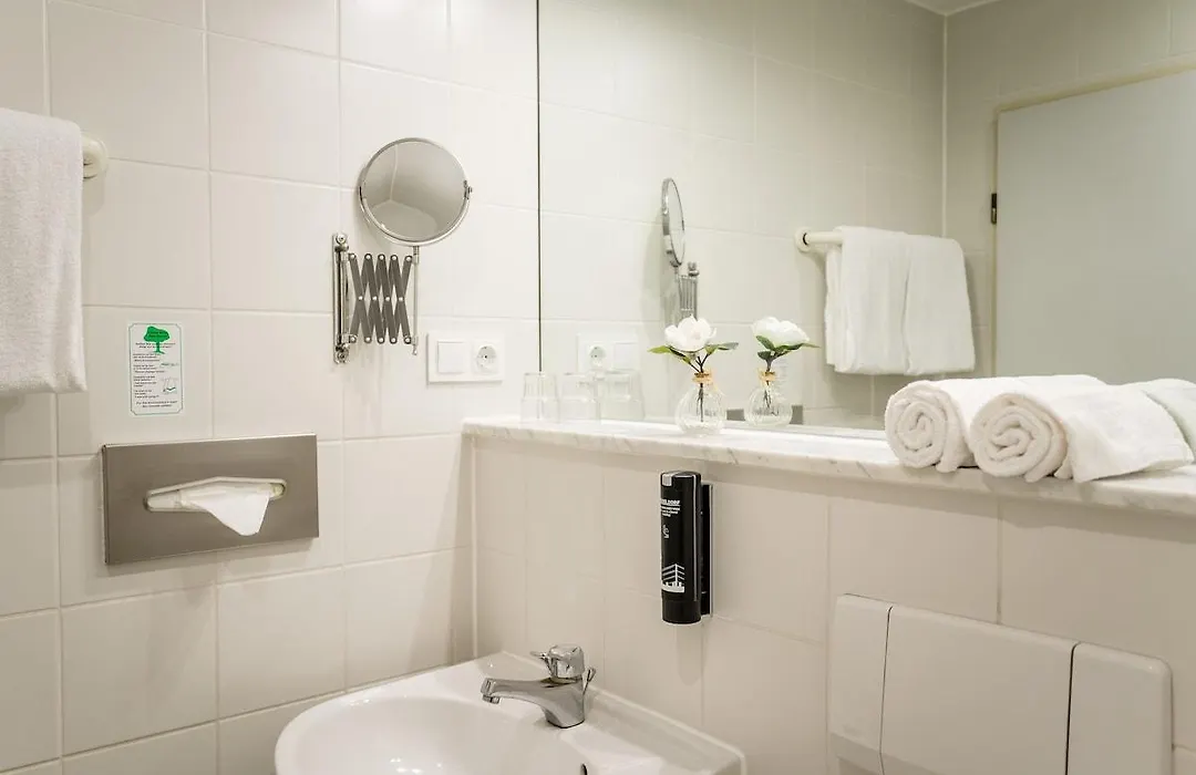 Hotel An Der Koe Duesseldorf-1